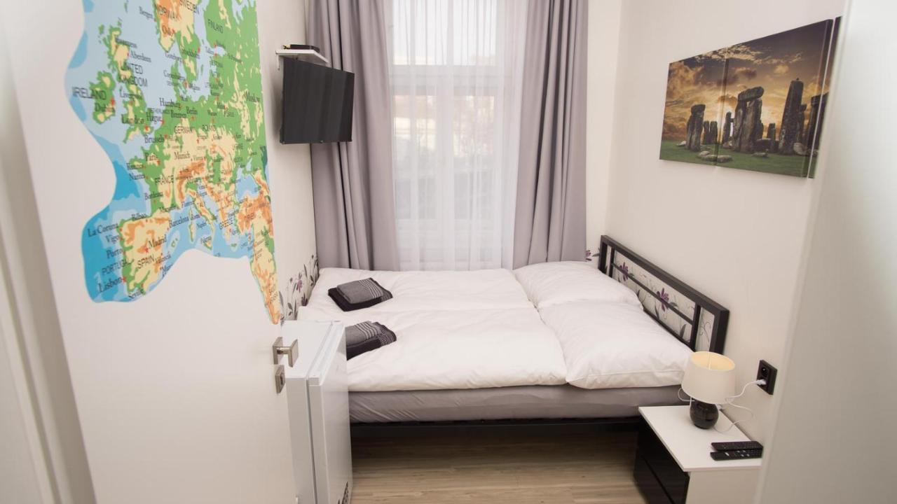 Apartment Continents Nearby Main Train And Bus Station *