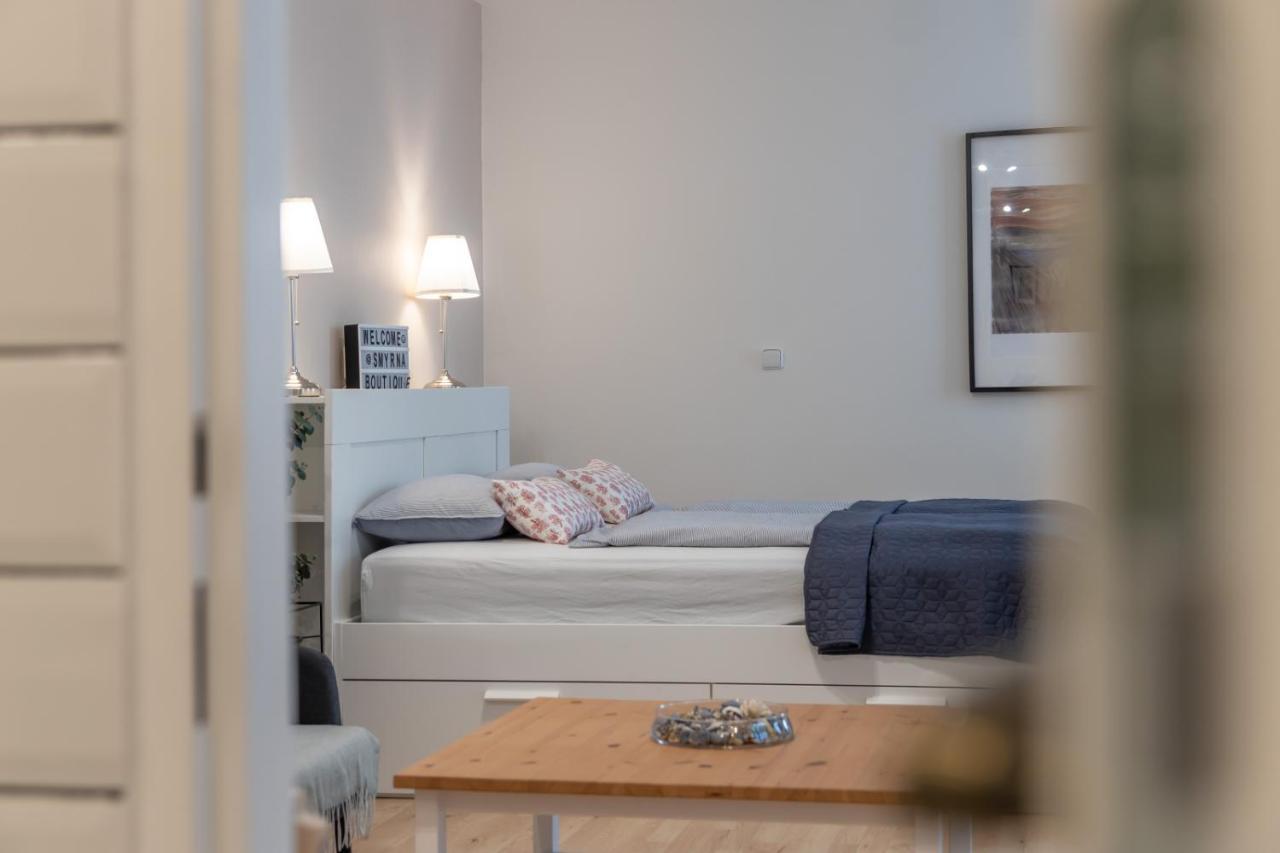 Apartment Aparts By The Bridge