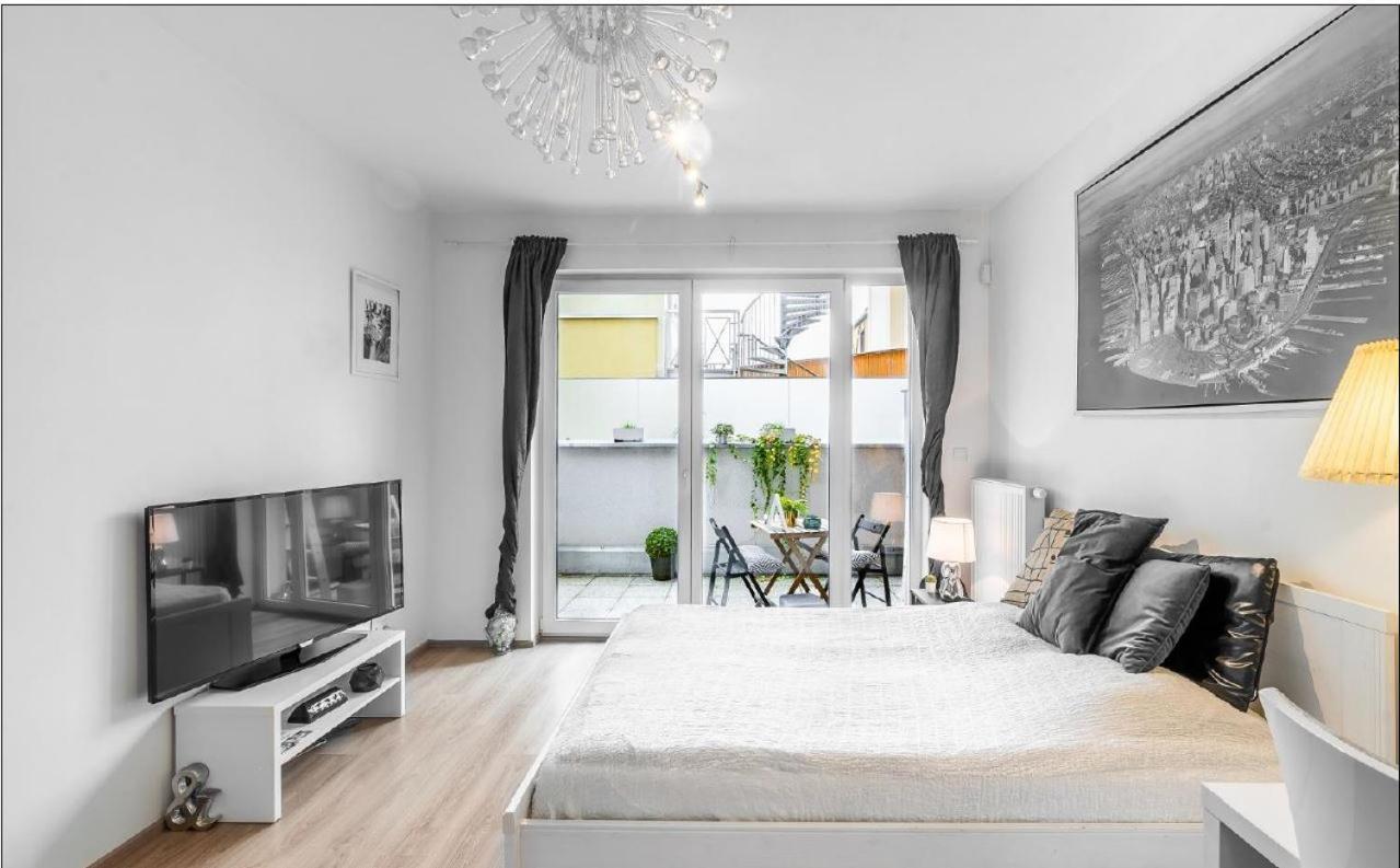 Blanc De Luxe Apartment