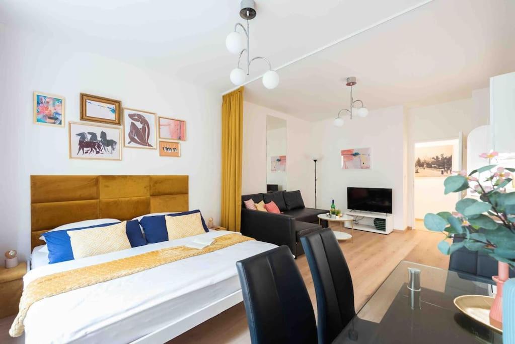 Golden Sunny Apartment, Centre, For 3 People * Prag