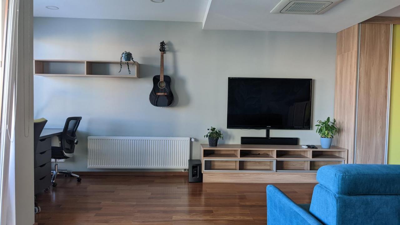 Luxurious Villa-apartment With Spacious Terrace Apartmán *