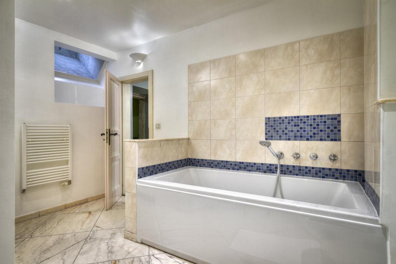Black Star Hotell Prag