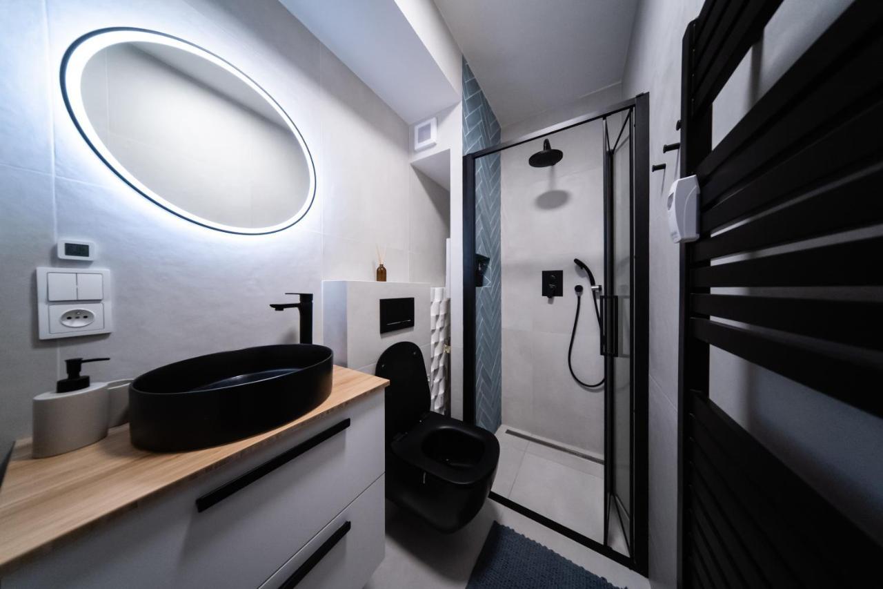 Apartment Maly Utulny Byt S Balkonem A Projektorem Prague