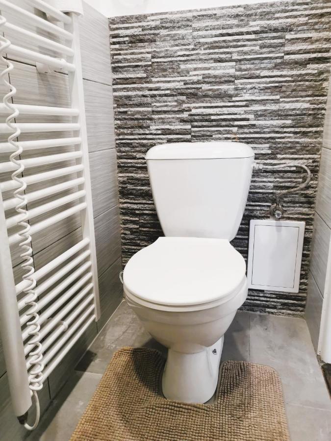 100 Apartmán *