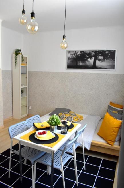 Romantic Bijou Near Old Town! Apartmán
