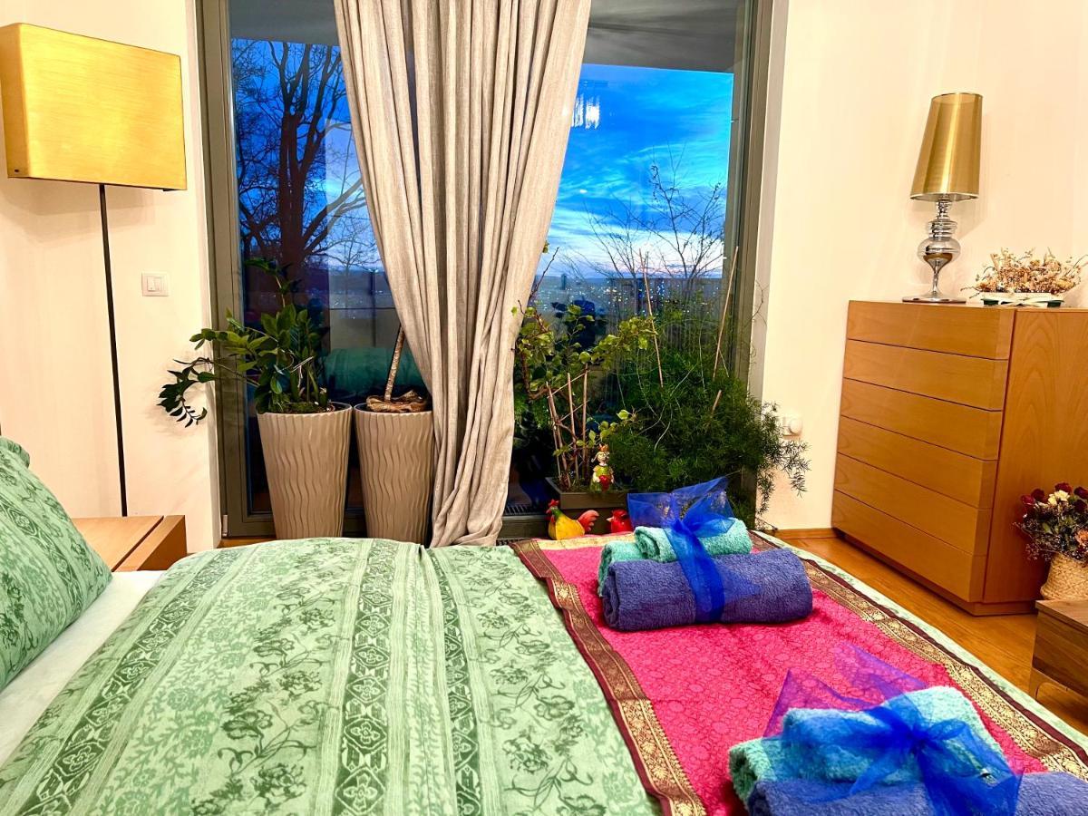 Ubytování v soukromí Romantic Stay Overlooking Prague Praha
