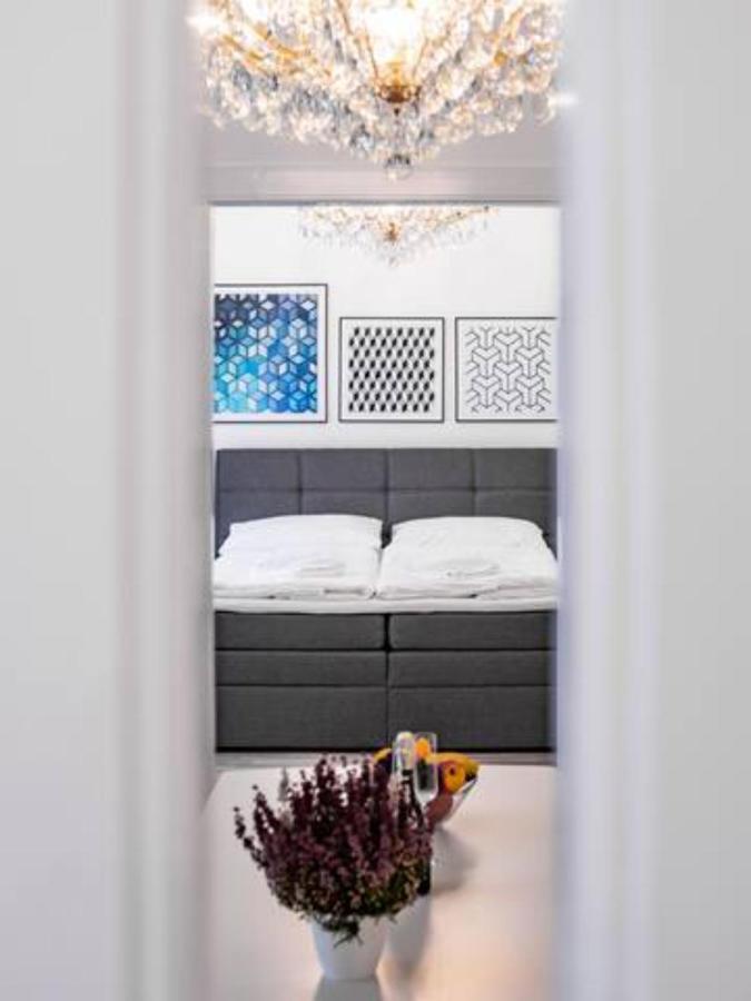 Apartment Class In Old Town 2 Bedrooms Prag