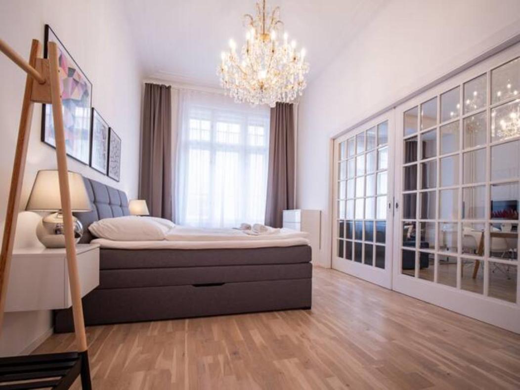 Class In Old Town 2 Bedrooms * Prag