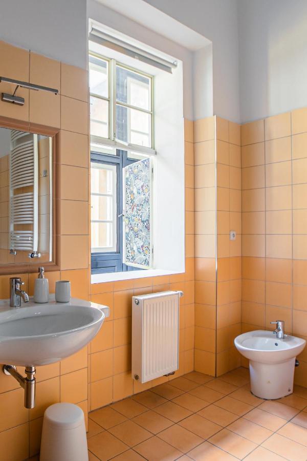 New Stylish 3 Bedrooms In Mala Strana - N2nd Lägenhet Prag
