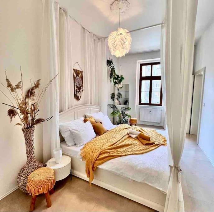 Quiet Boho Whit A Balkony Near The Center Apartmán *