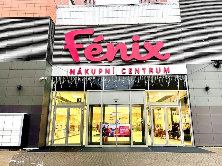 Entire Apartment, Near Clarion, O2 Arena, Metro 3 Min, Easter Market In Center 15 Min *