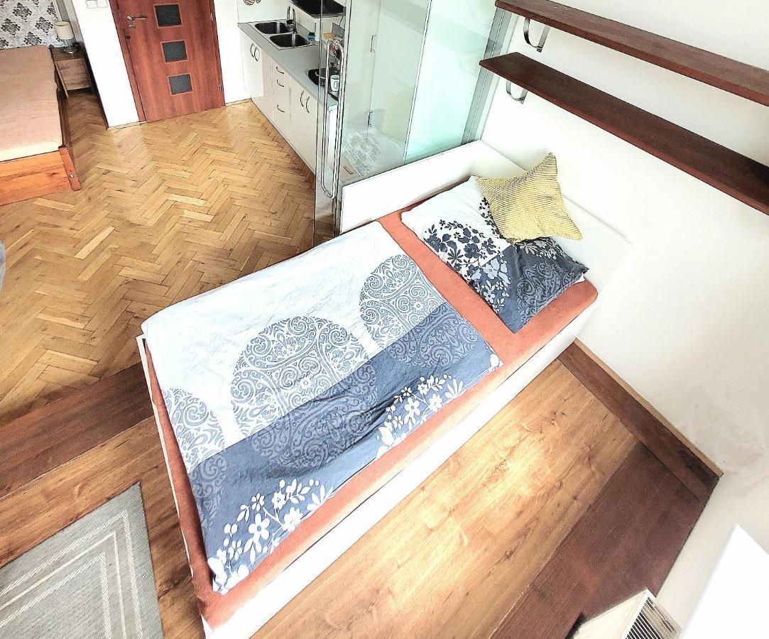 Apartment Modern Few Steps From Centre Prag
