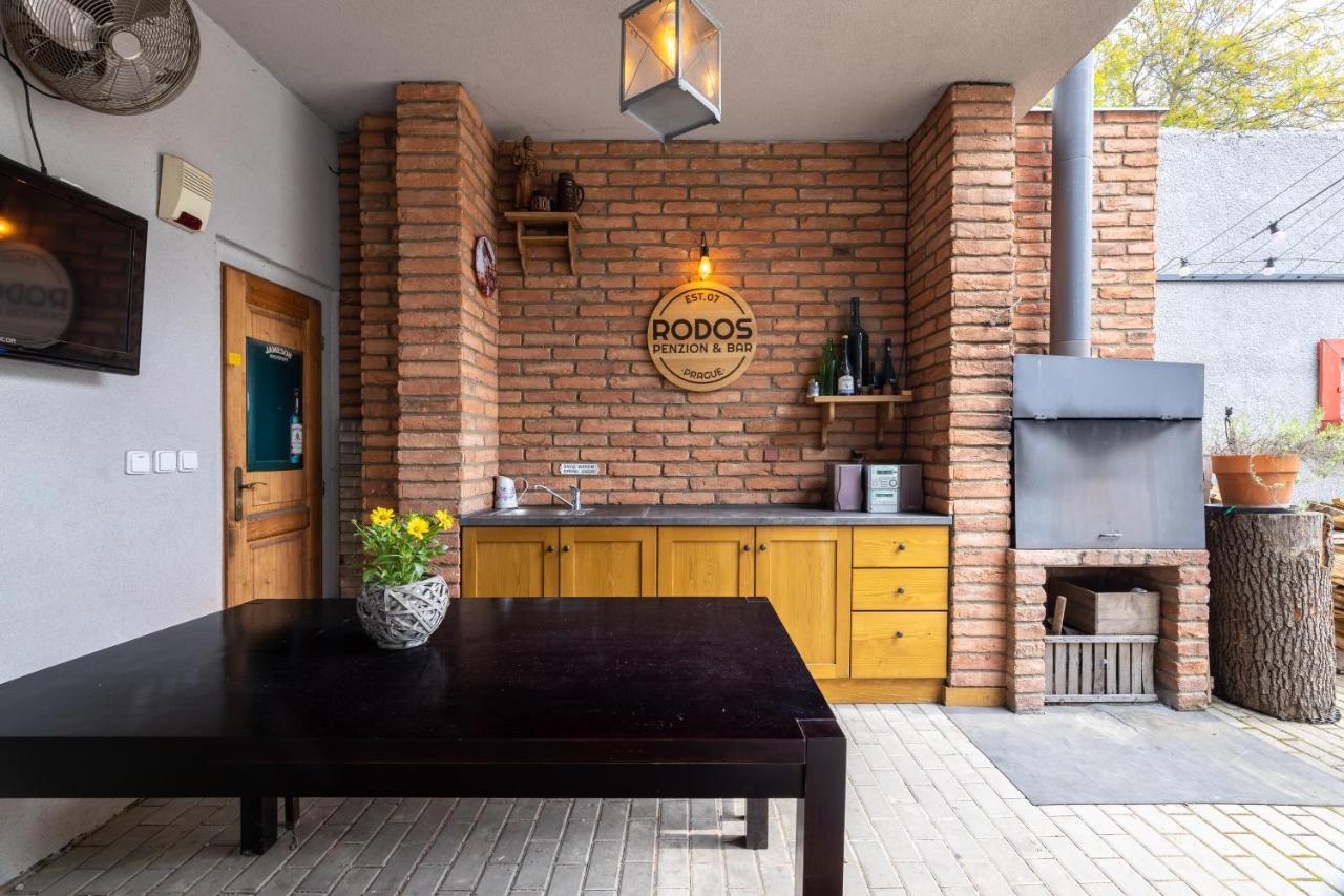 Rodos - Cafe Gæstehus Prag