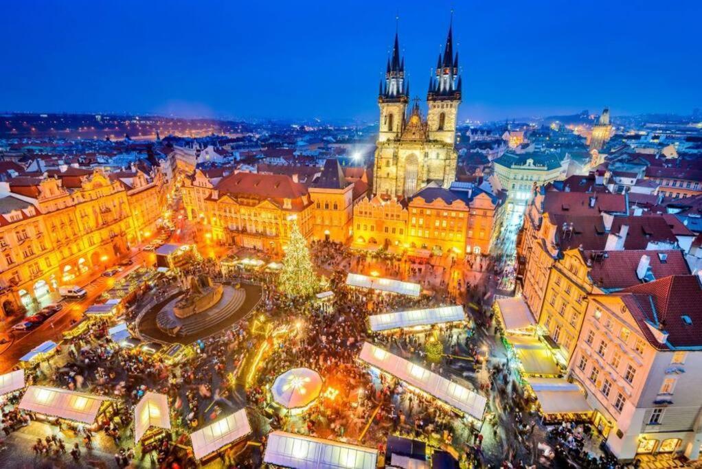 Entire Apartment, Near Clarion, O2 Arena, Metro 3 Min, Easter Market In Center 15 Min Lejlighed *
