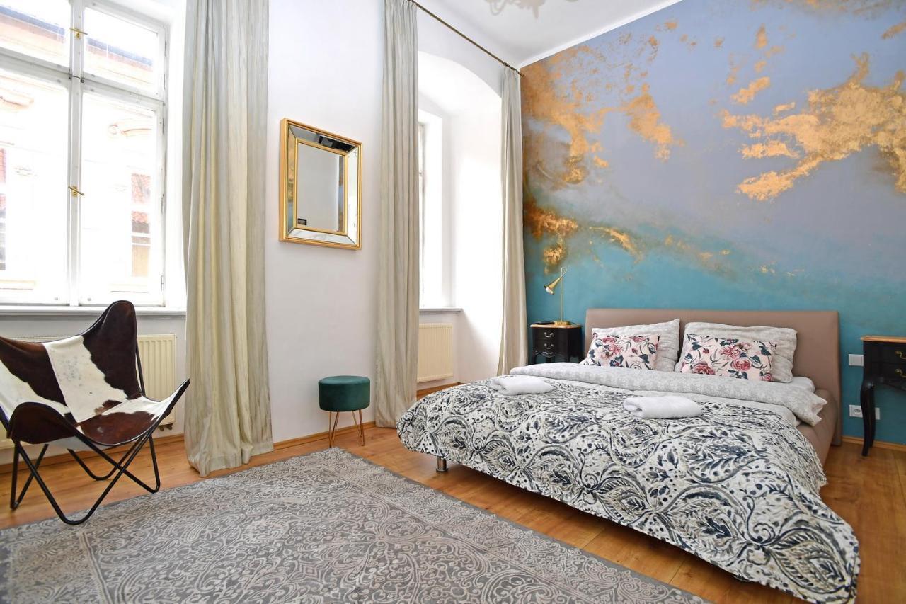 Lovely Little Cosy In Prague