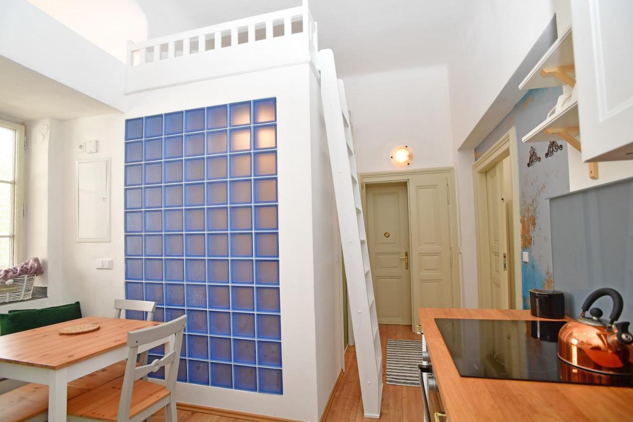 Lovely Little Cosy In * Prague