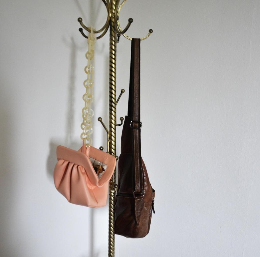 Between Baroque And Jungle 16' Airport 8' Downtown Apartment