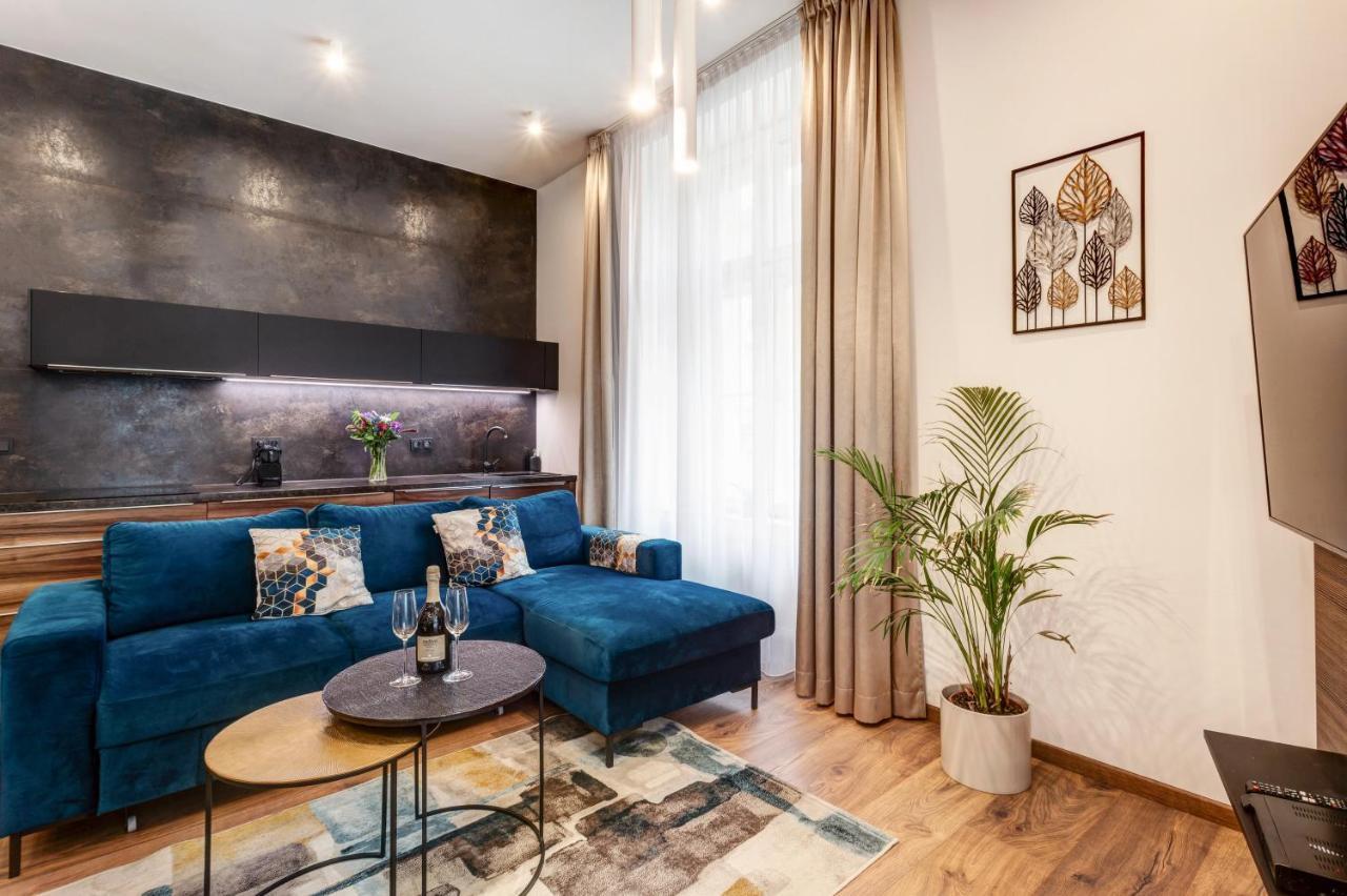 Lägenhet Luxury Kmochova Prag