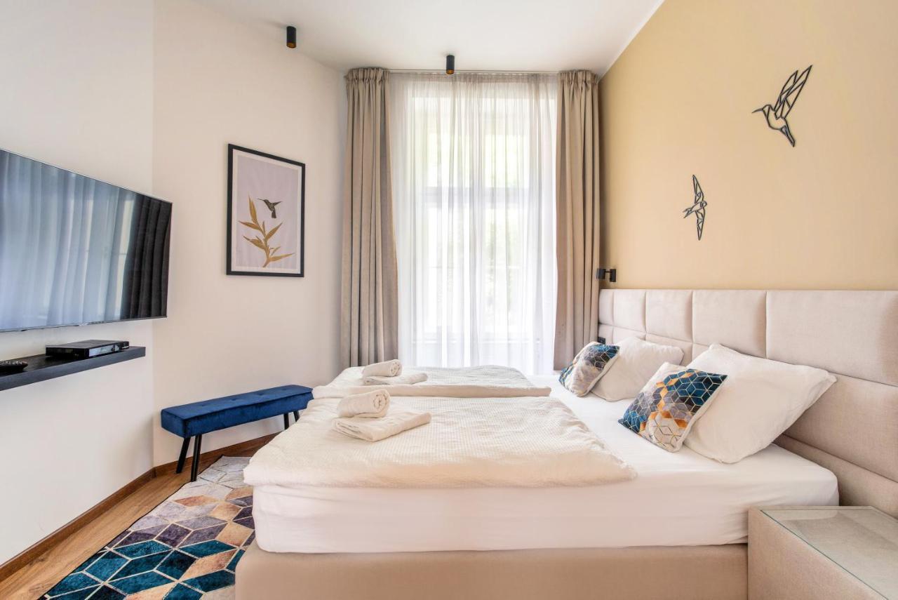Luxury Kmochova