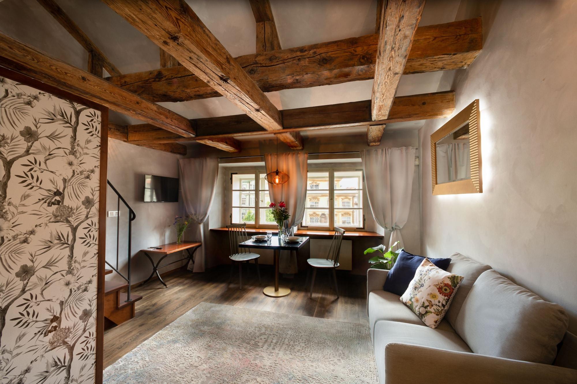 Miss Sophie's Charles Bridge 4*