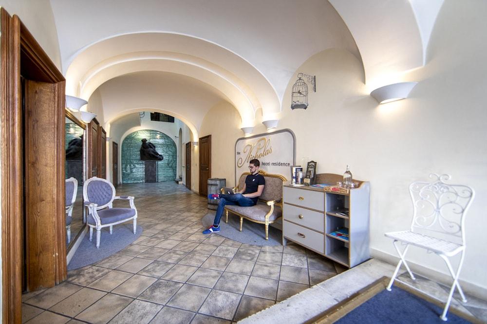 Miss Sophie's Charles Bridge Hotel