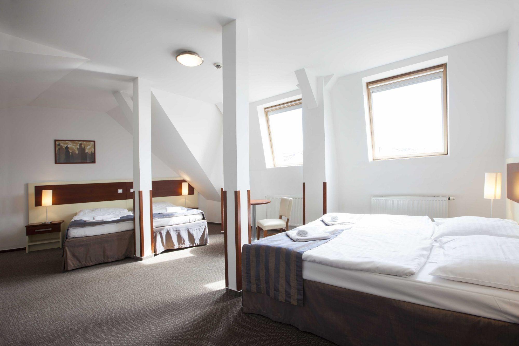 Gloria 4* Prague