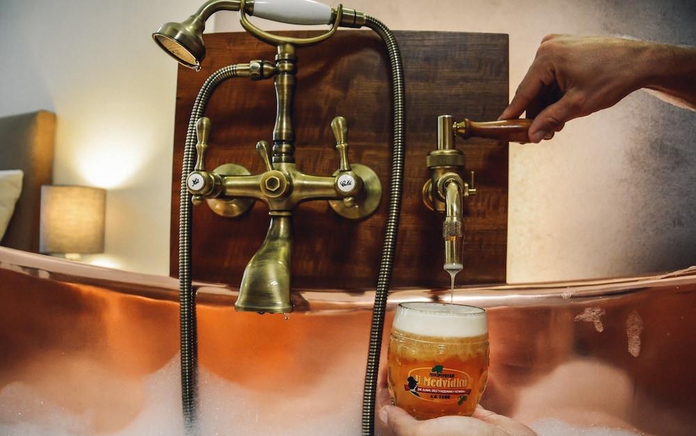 U Medvidku-brewery 3* Prag