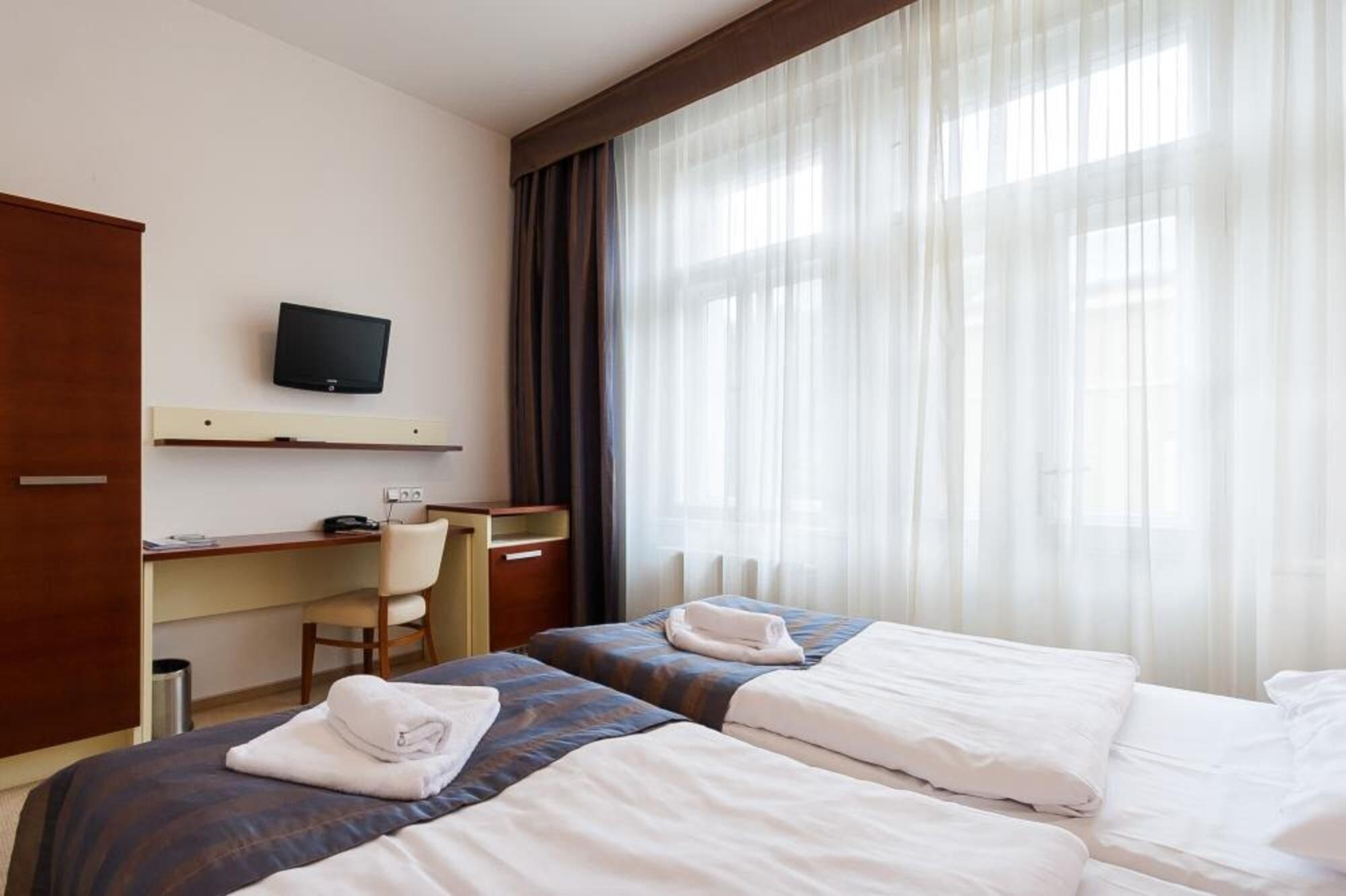 Gloria Hotel