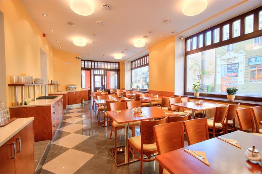 Gloria Hotel