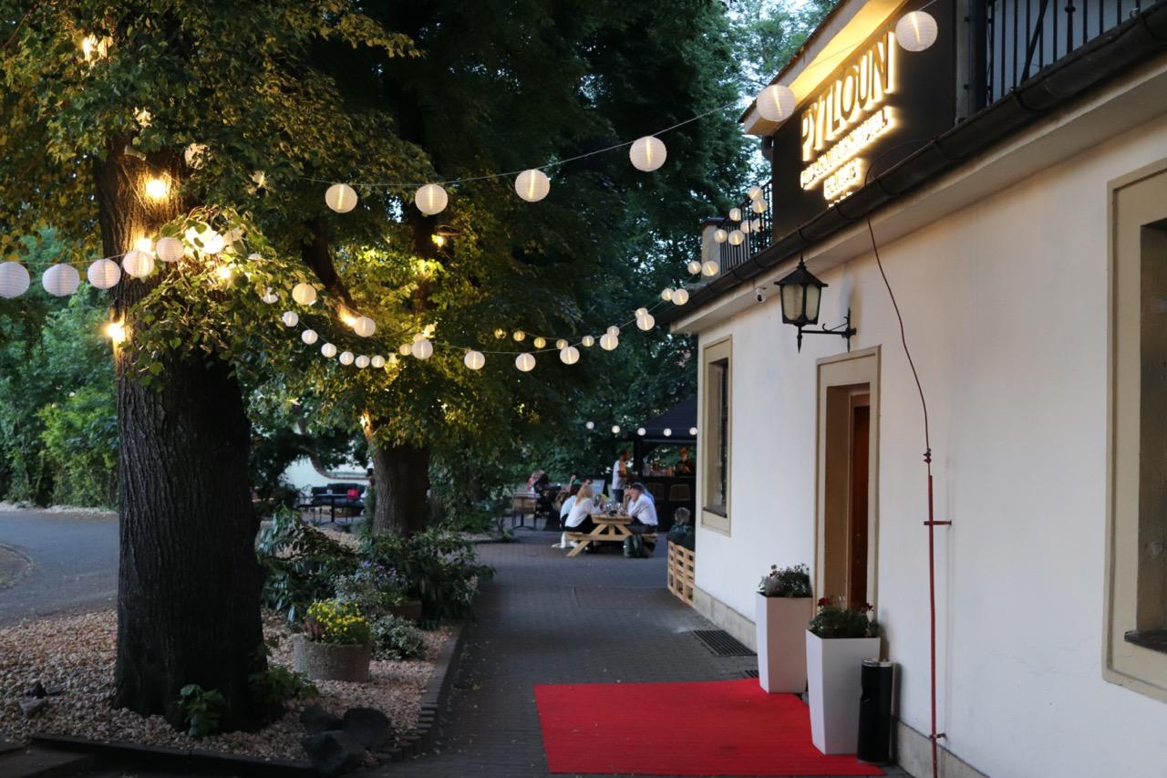 Pytloun Old Armoury Hotel Prag