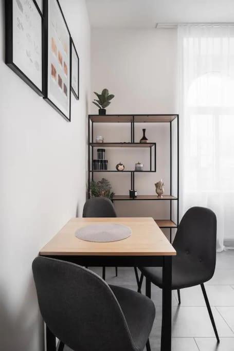 Helen Homestay Palmovka Apartment Prague