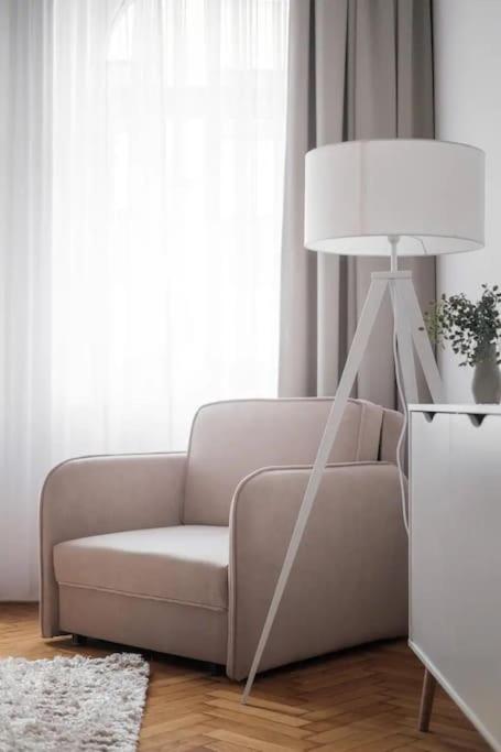 Apartment Helen Homestay Palmovka