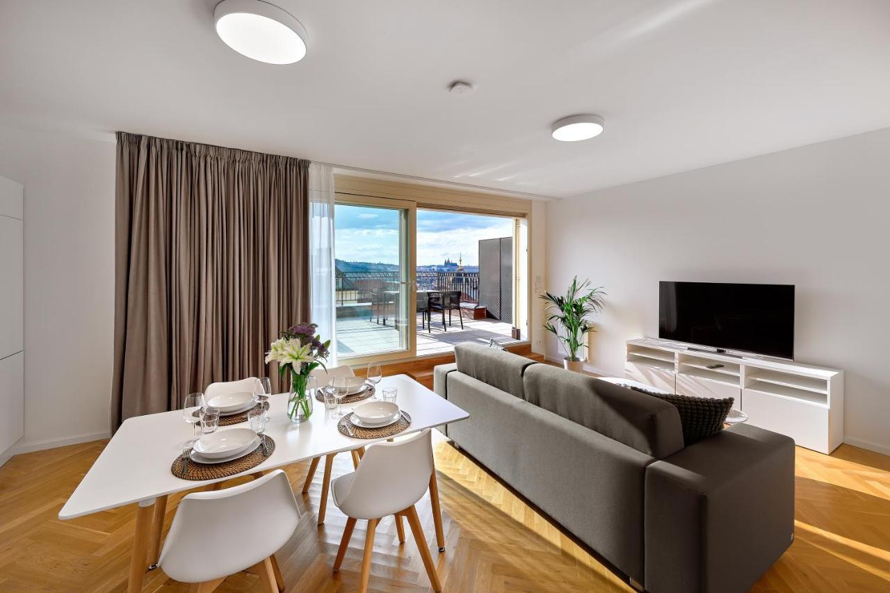 Downtown Rubesova Lägenhetshotell 4*