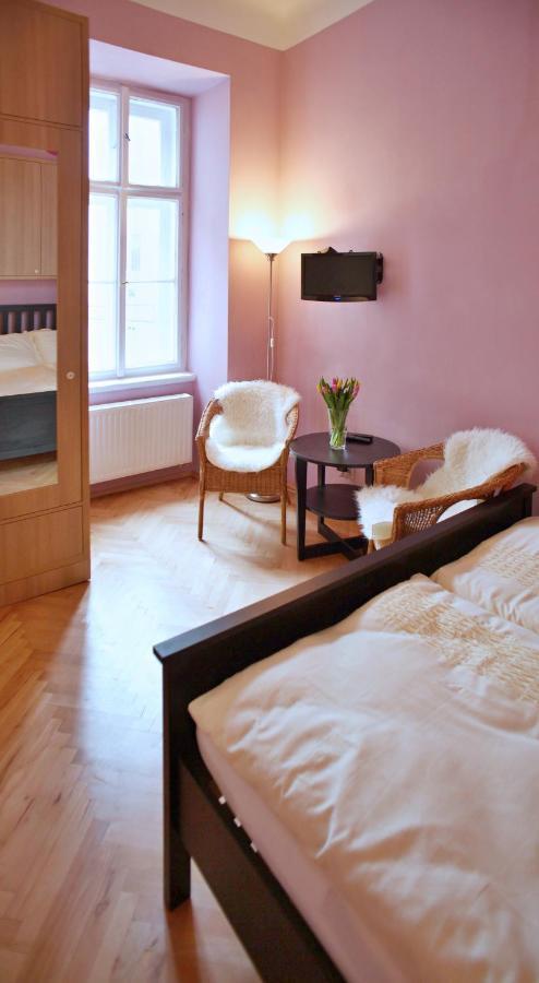 Lovely Lila Apartment