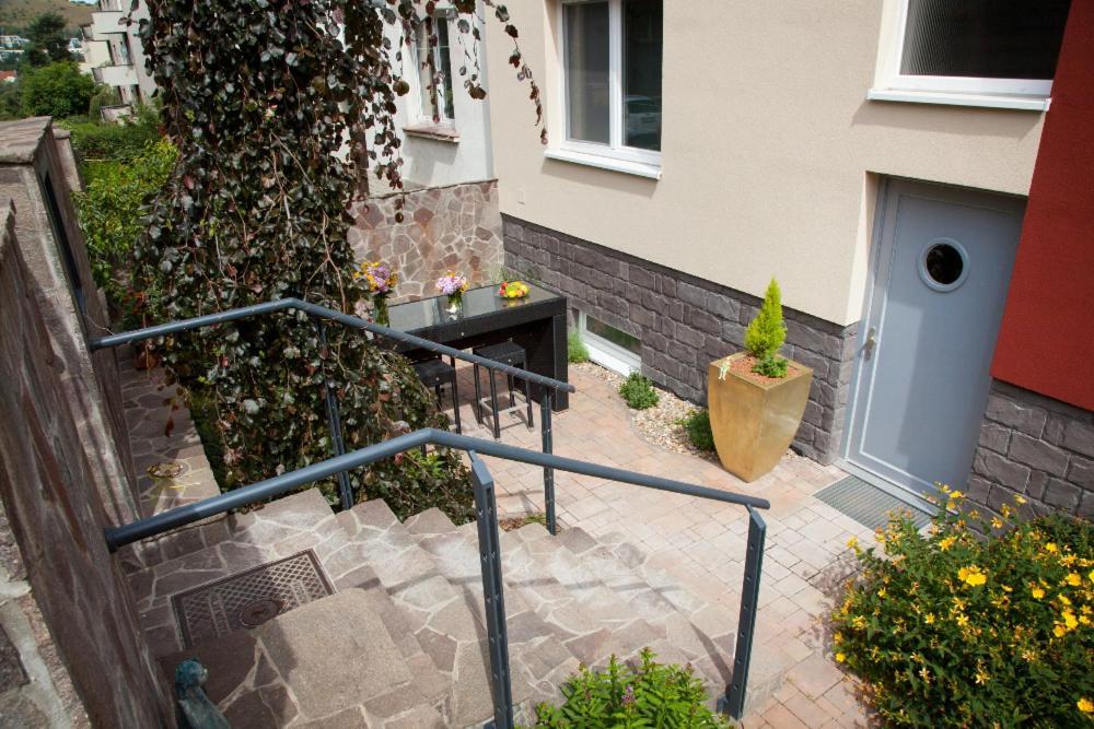 Lägenhet 2+kk, 50 M2 V Klidne Lokalite. 10 Min Od Centra Prahy. Prag