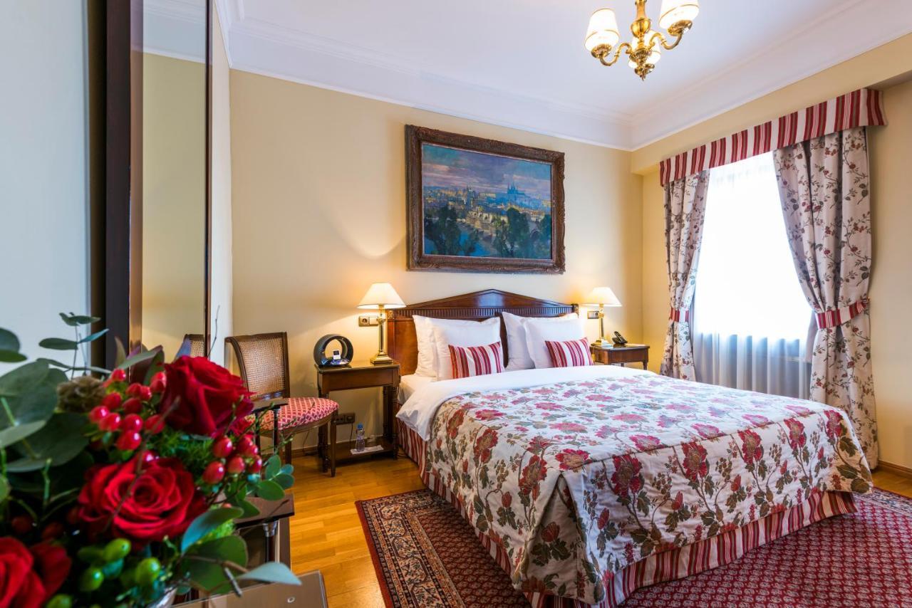 Golden Well Hotel 5*