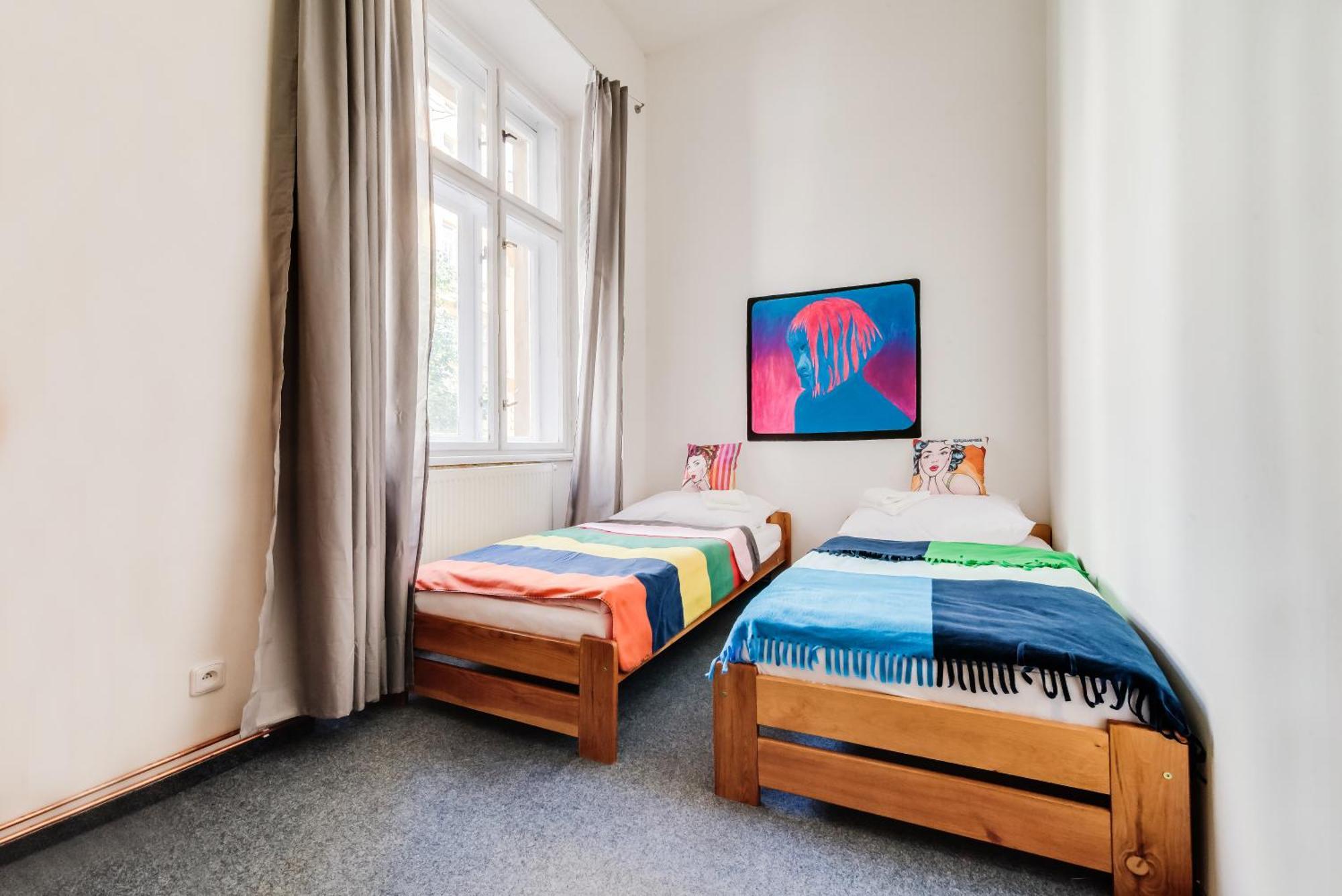 Homestay Pop Art *