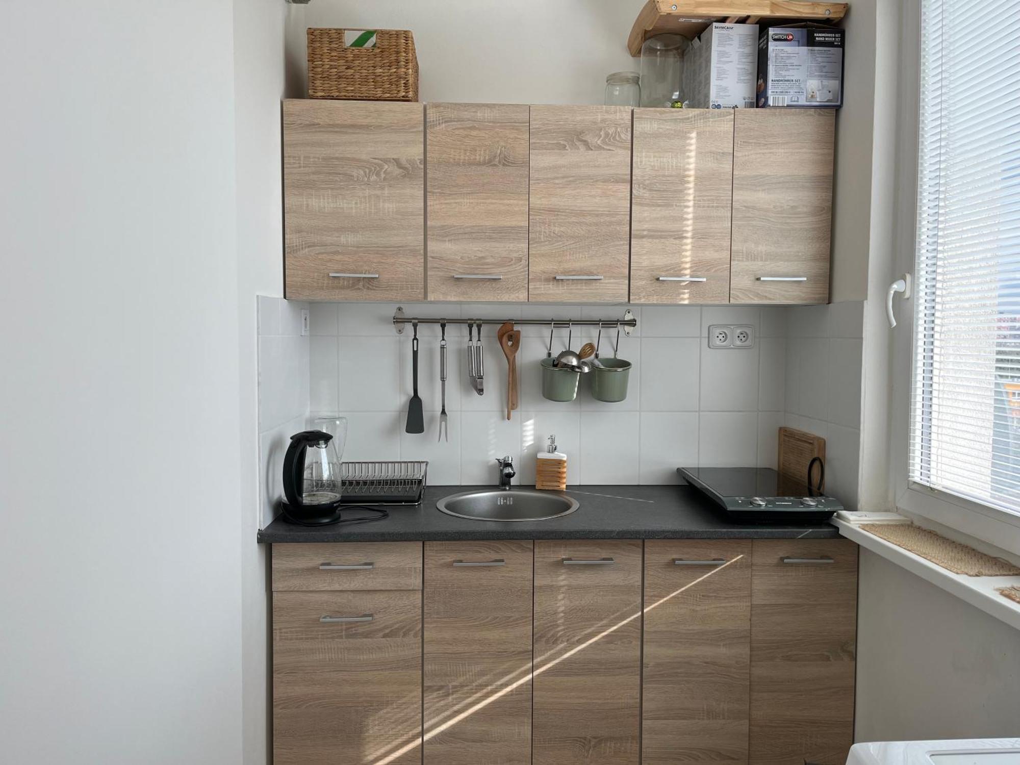 Sunny Minimalistic Flat Near Metro Opatov