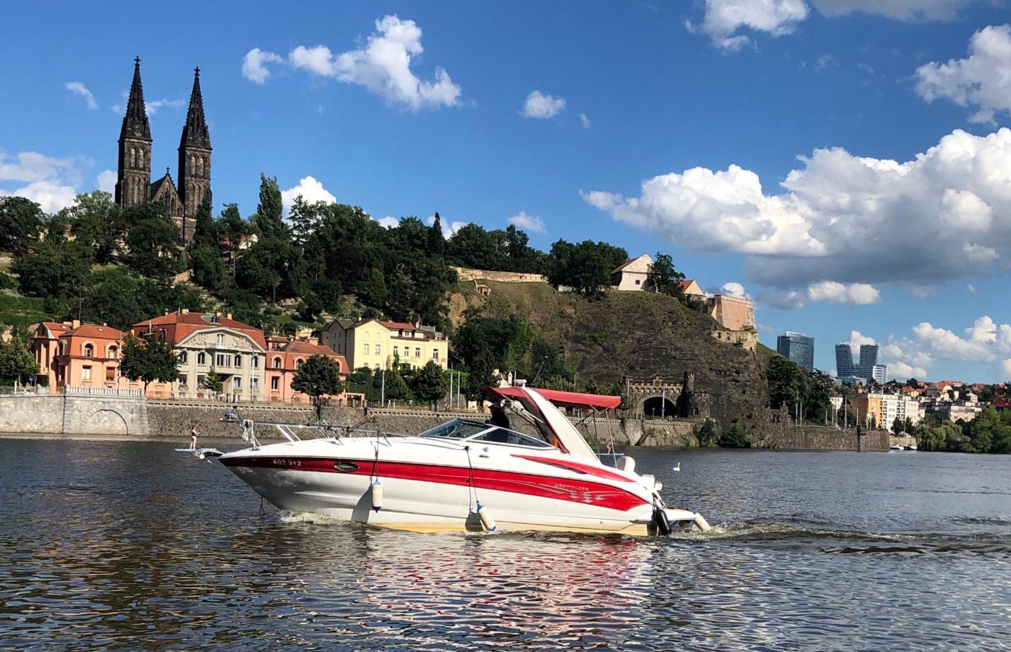Spectacular Prague Views Room For 1 Or 2 * Praha