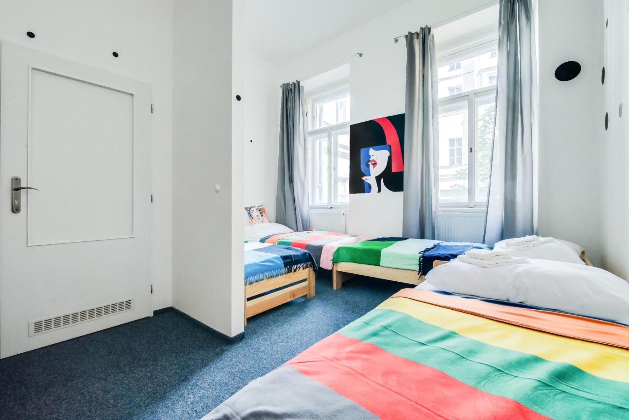 Homestay Pop Art *