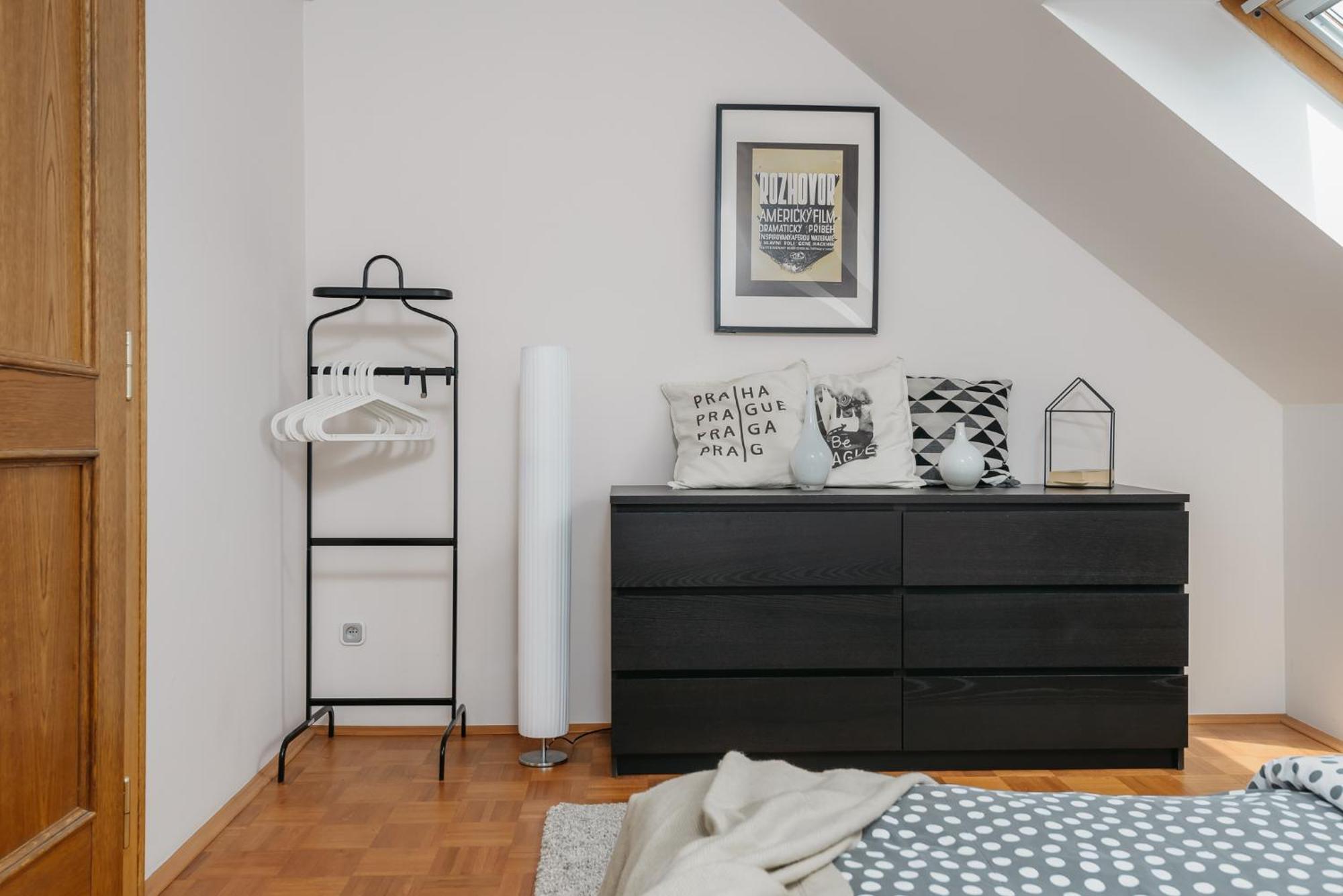 Roy 2 Bdr With Castle View, Parking & Ac Lejlighed