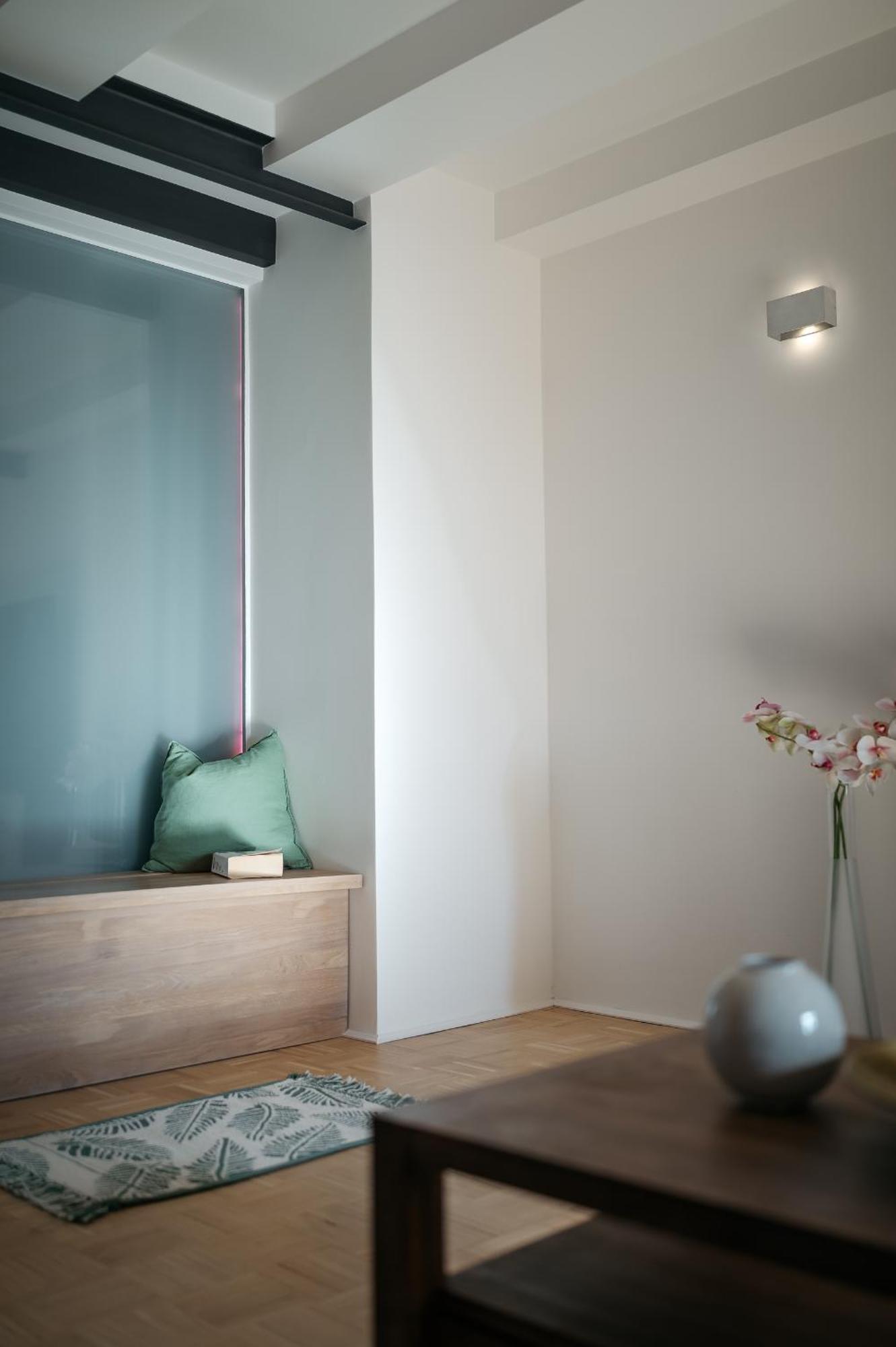 Dot 3 Bdr With Tyn Cathedral View & Ac Apartment *