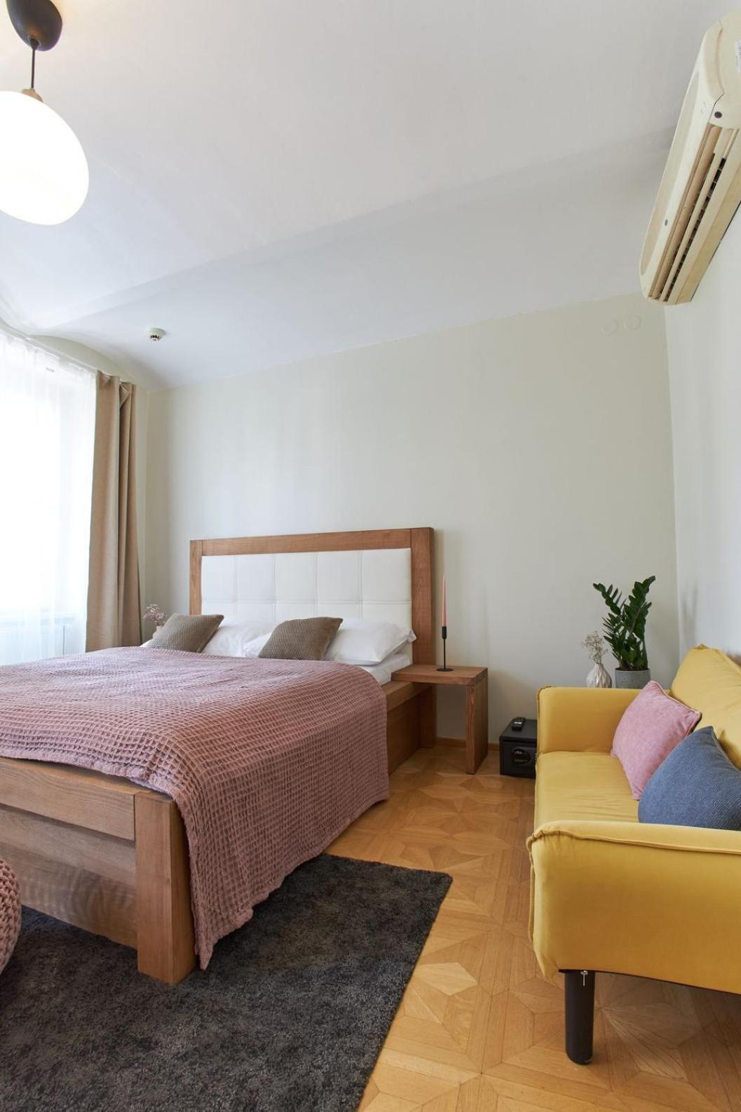 Apartment River View By Charles bridge