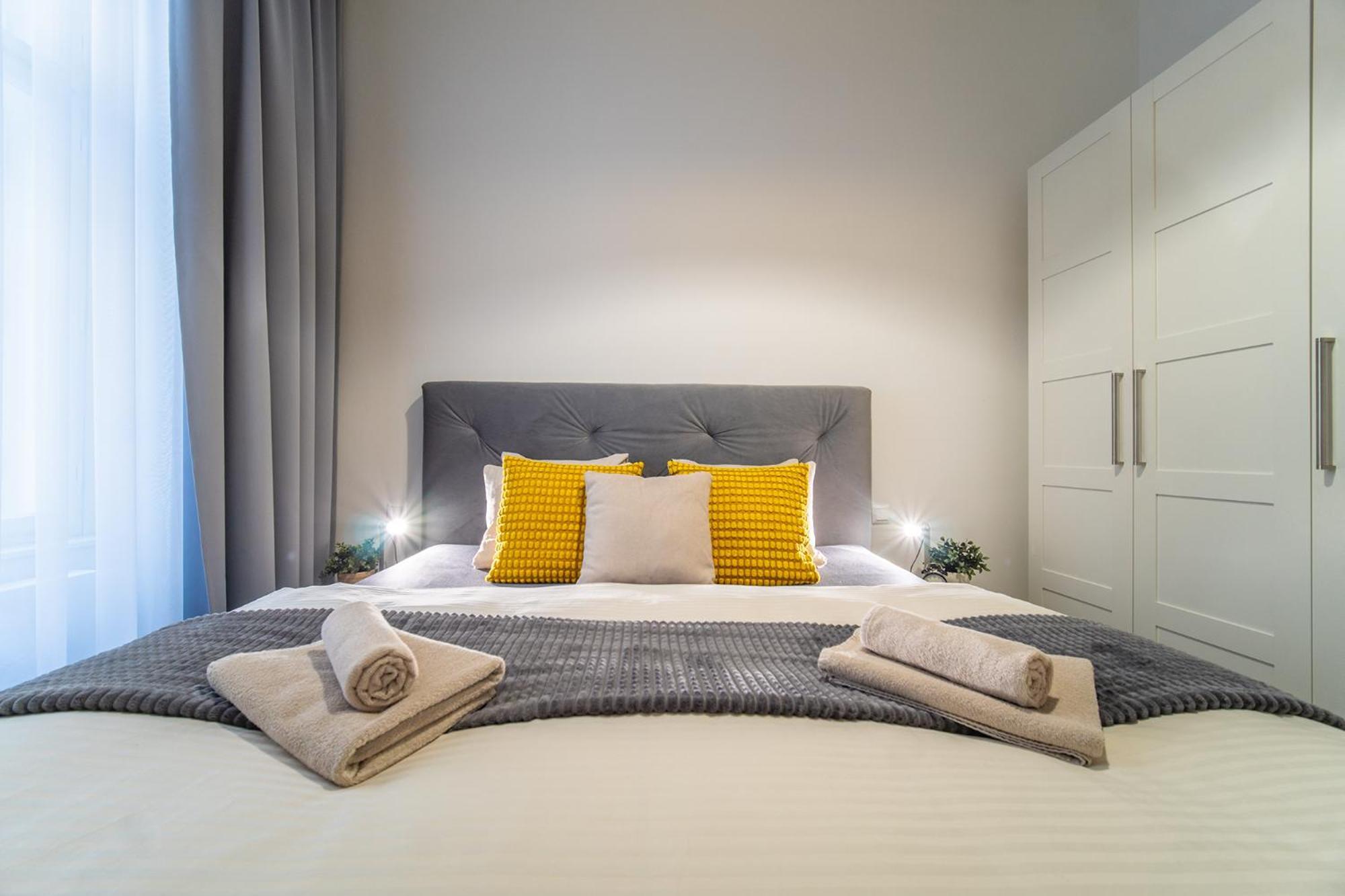A - Lesser Town Apartment *