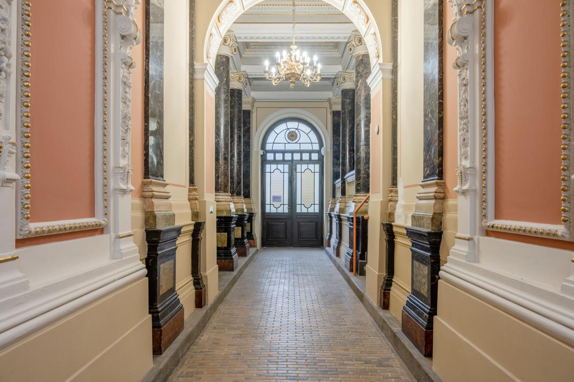 Apartment Palace Petrarca