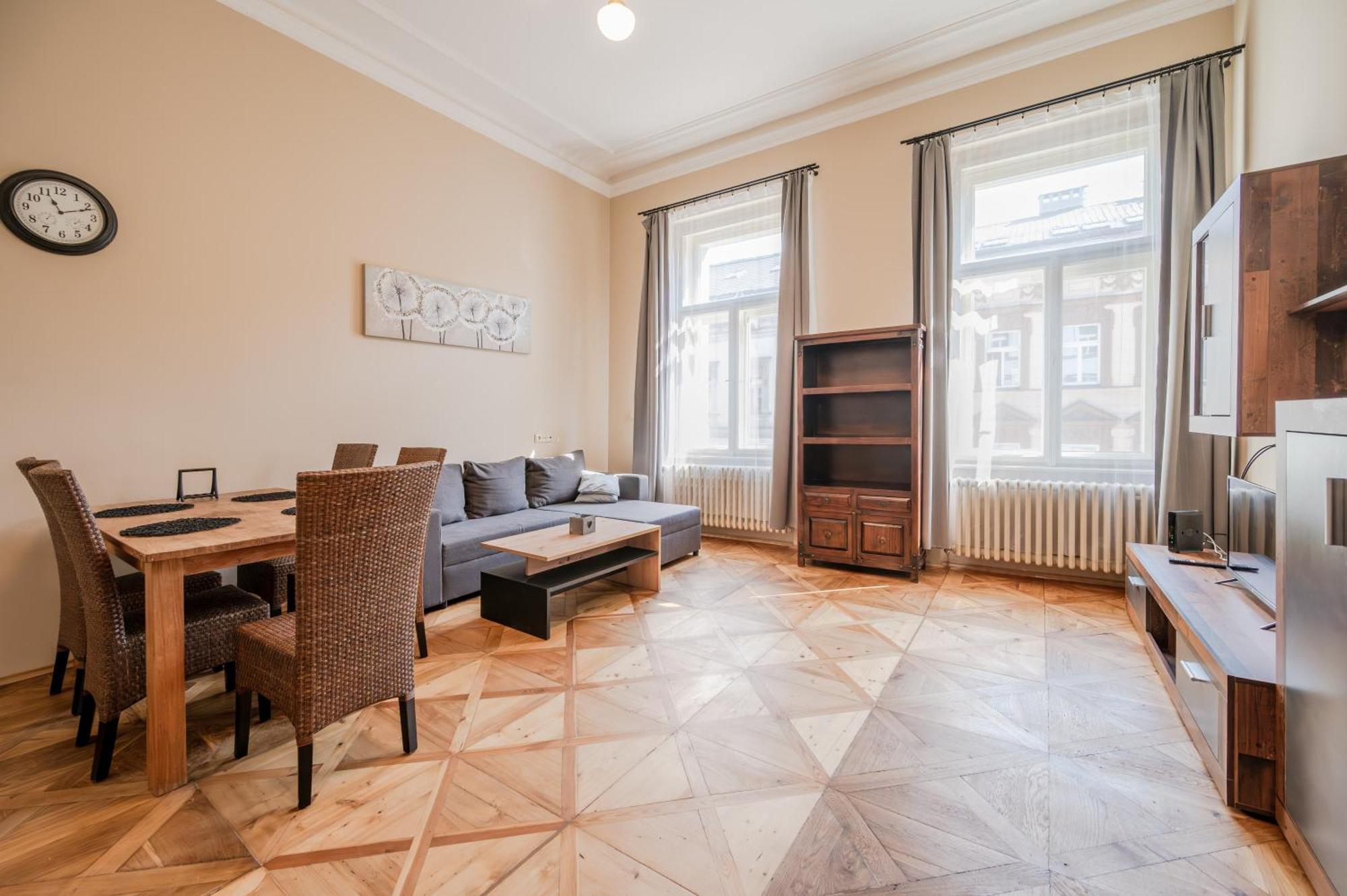 Palace Petrarca Apartment