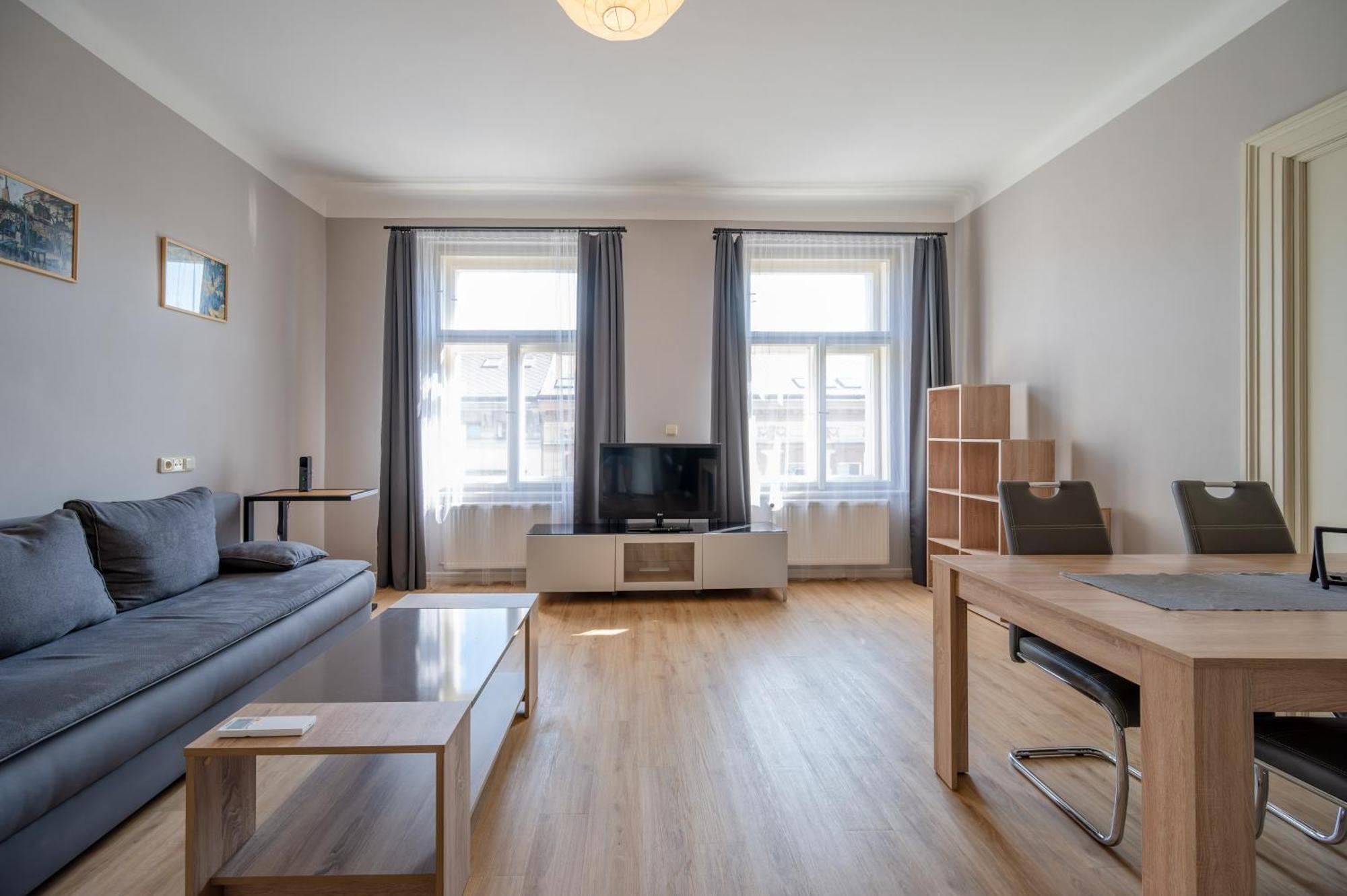 Palace Petrarca Apartment *