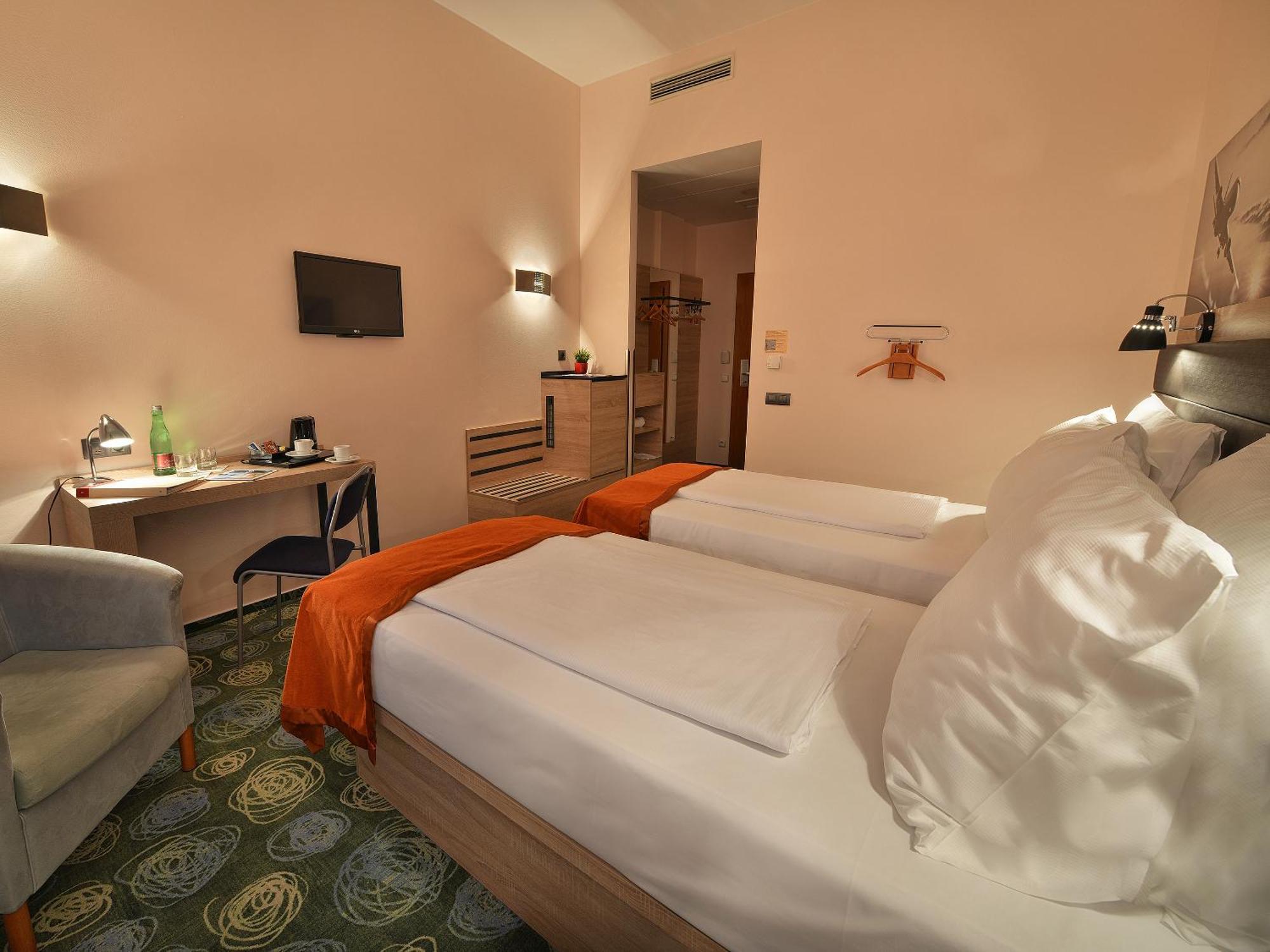 Hotel Ramada Airport Prague