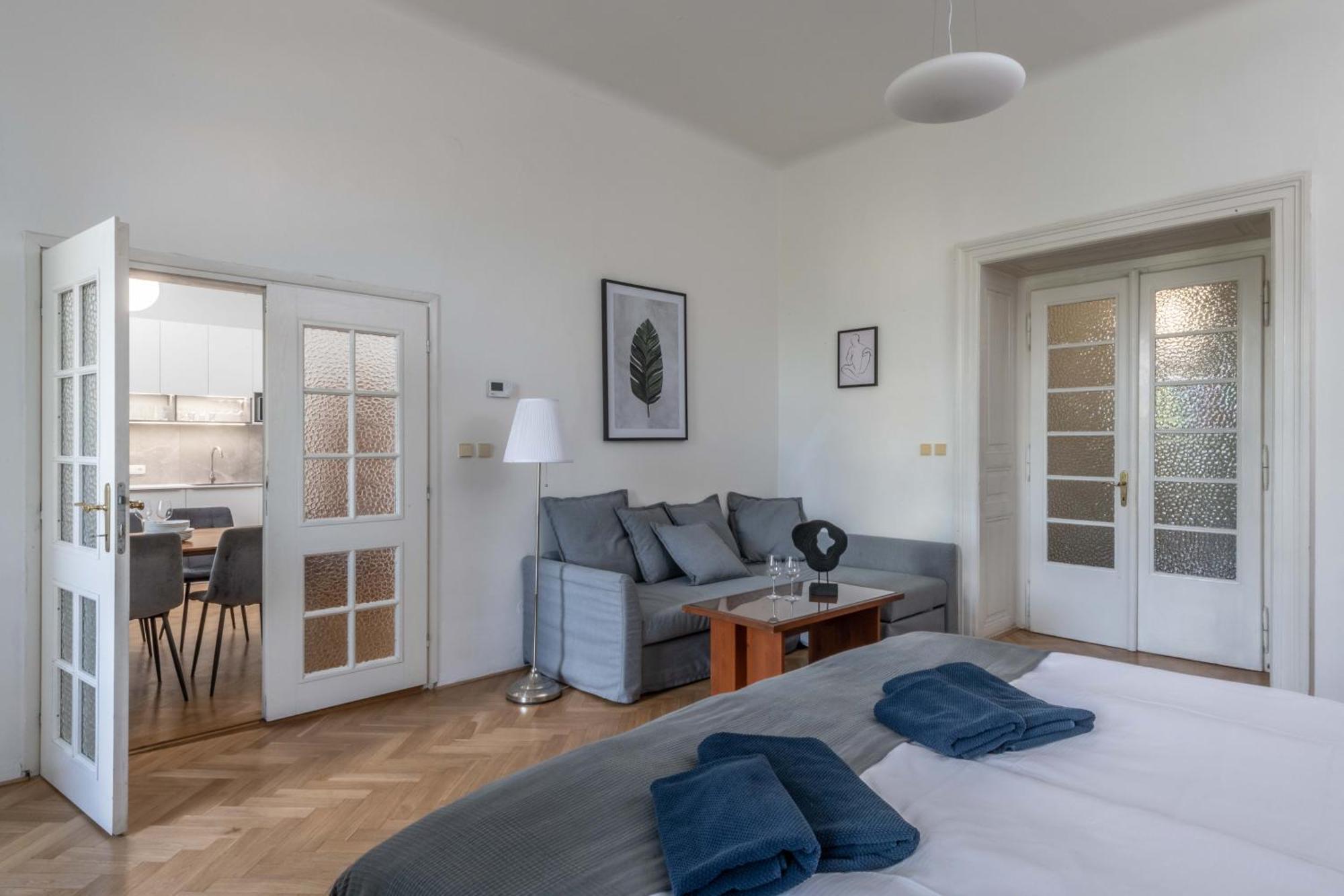 Centrally Located 3bd Near National Museum