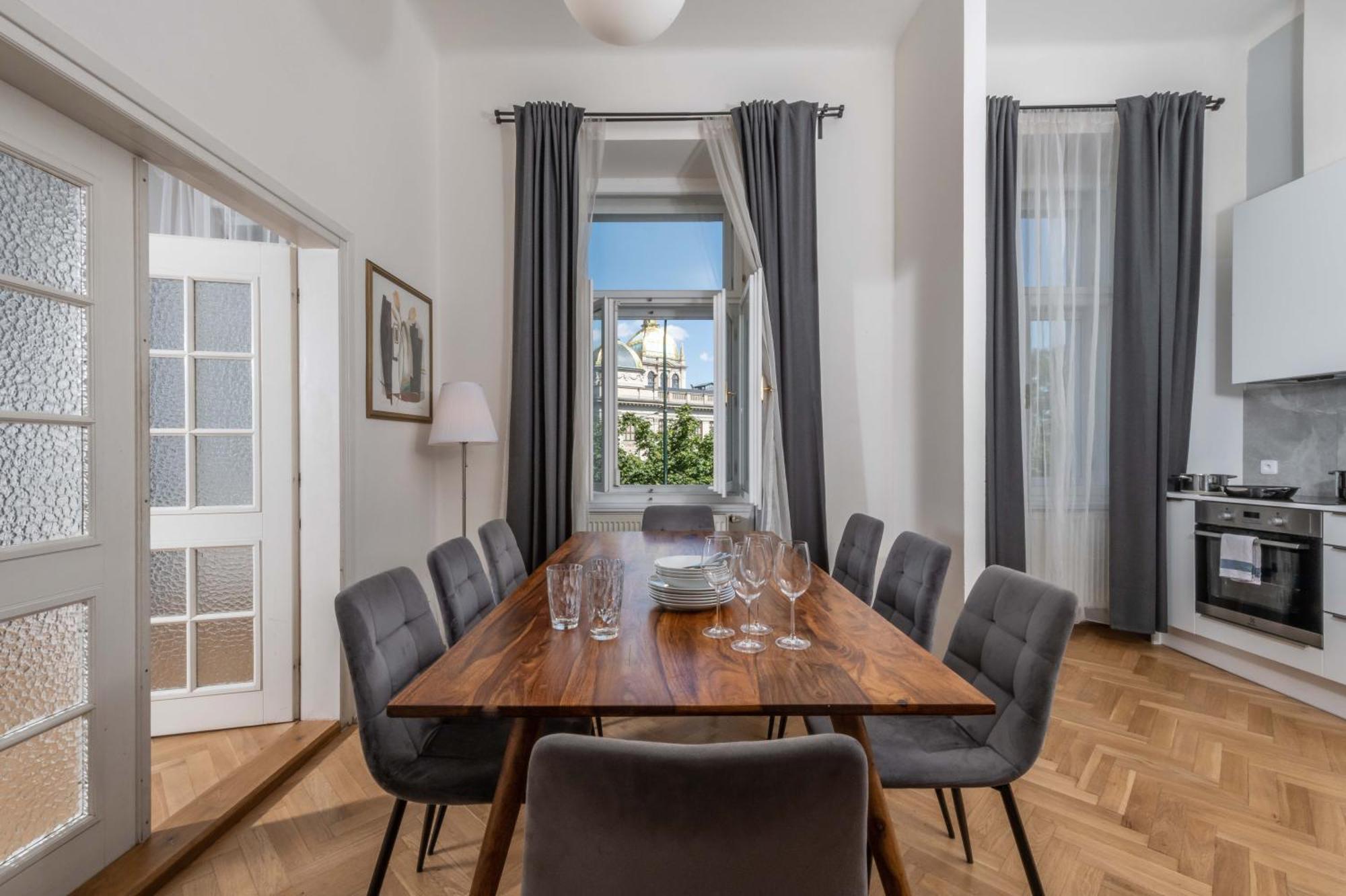 Centrally Located 3bd Near National Museum Lejlighed *